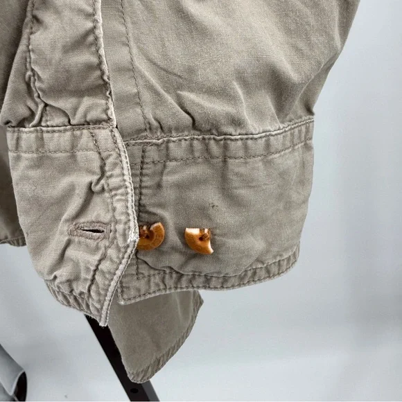 ORVIS Vintage Men's rugged shirt. Minimalist vibe. Broken in, no odor. - Picture 4 of 10